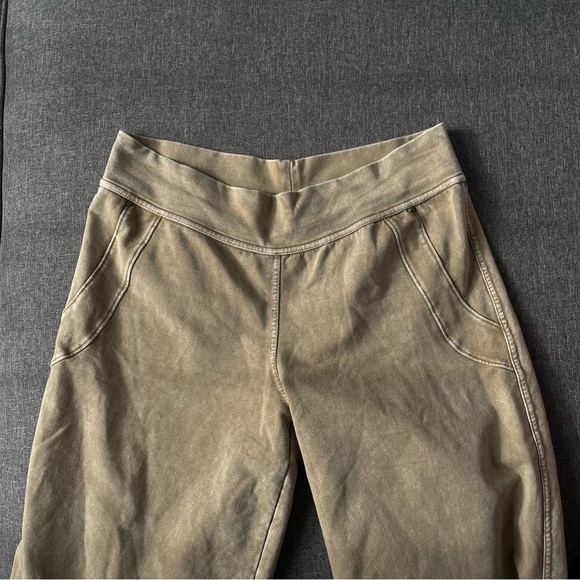 Fun pants - Picture 4 of 4